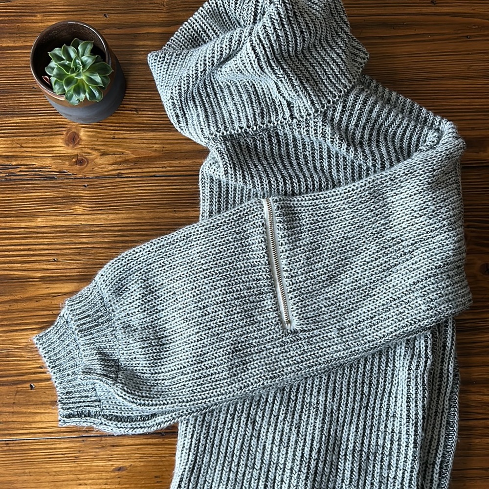 💕CROP SWEATER